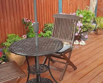 Mango Lodge - Herne Bay - Patio
