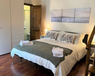 Romantic Nest Florence Studio - Florence - Bedroom