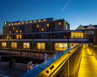 Holiday Inn London - Brentford Lock By IHG - Brentford - Bâtiment