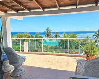 Hotel Neptunos Refugio - Boca Chica - Balcony