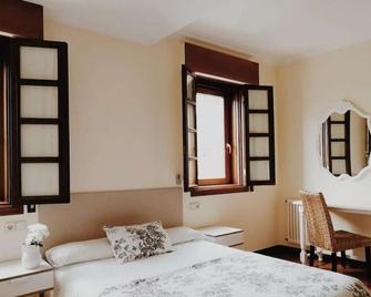 Casa do Marqués - Baiona - Habitación