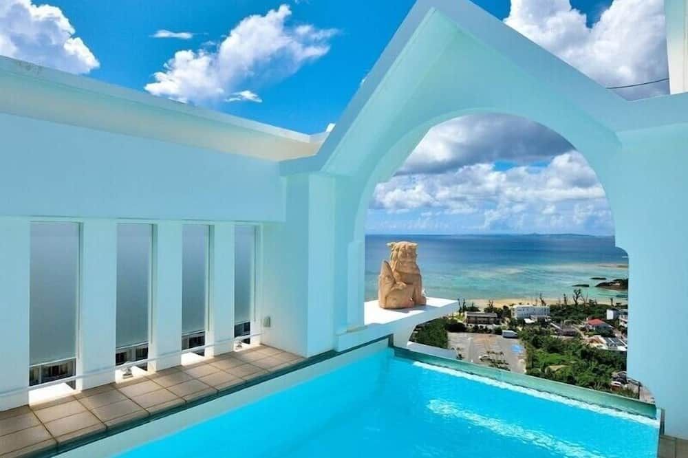 Okinawa Kariyushi Resort Exes Onna - אונה - בריכה