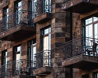 Boulevard Hotel - Yerevan - Building