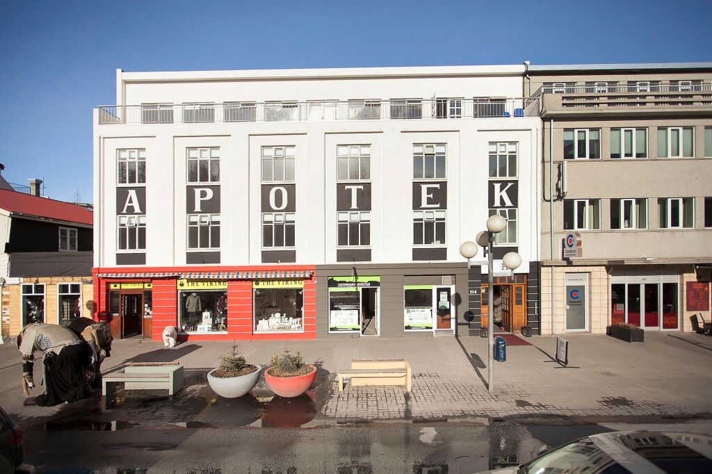 أبوتيك جيست هاوس