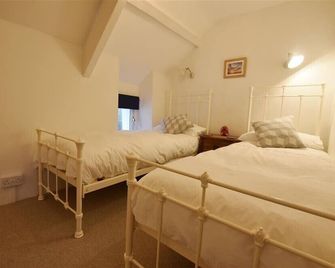 Little Barn Cottage - Fishguard