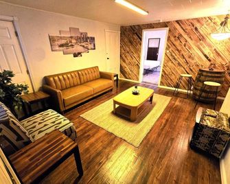 Carey Way Quarters - The Speakeasy - פיטסבורג - סלון