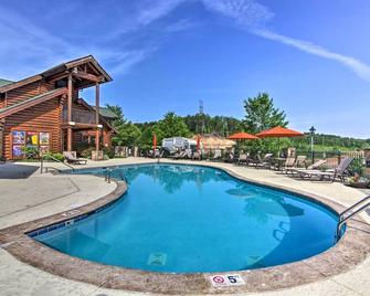 3 Mi to Dollywood Pigeon Forge Resort Studio! - Pigeon Forge - Havuz