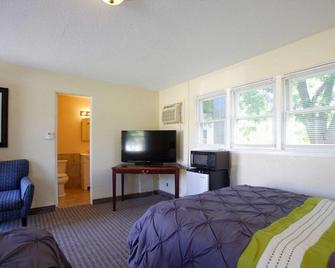 Custom Stay Residence And Suites - Hutchinson - Habitación