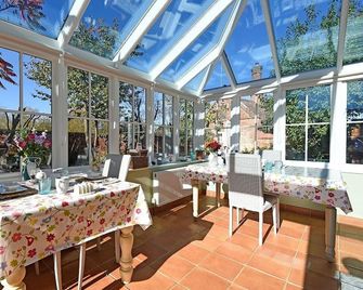 The Mill, Long Melford - Sudbury - Buffet