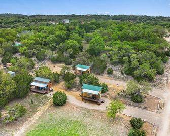 Pet-Friendly Tiny House in Drippings Springs - Dripping Springs - Building