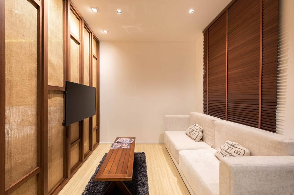 ذا بوتانيك سيرفيس روم