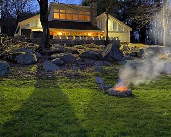 Catskills Pond Getaway - Liberty