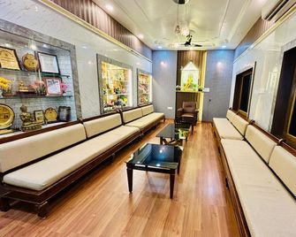 Hotel Delta International - Bodh Gaya - Obývací pokoj