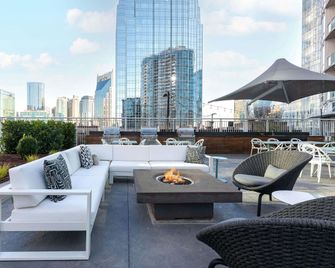 Placemakr Premier Sobro - Nashville - Varanda