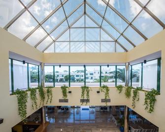 THB Royal - Playa Blanca - Lobby