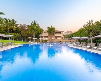 فييستا أمريكانا هاسيندا سان - إكسوتشيتيبيك - حوض السباحة