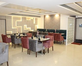 Hotel Landmark Nx - Gwalior - Restaurant