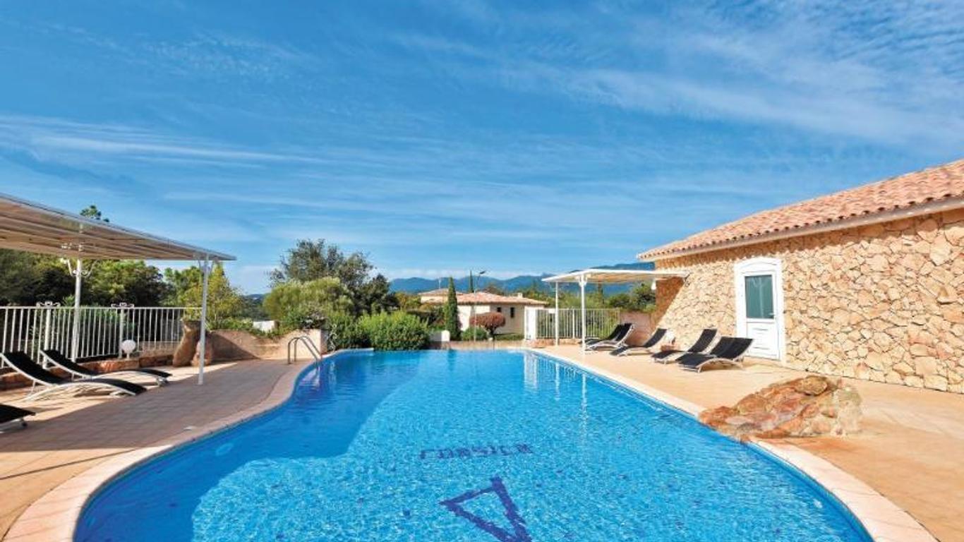 Residence Marina Di A Testa