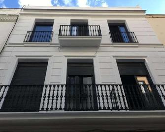 Madison Rooms - Sitges - Building