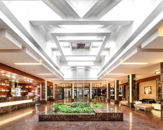 Grand Majestic Hotel Prague - פראג - לובי