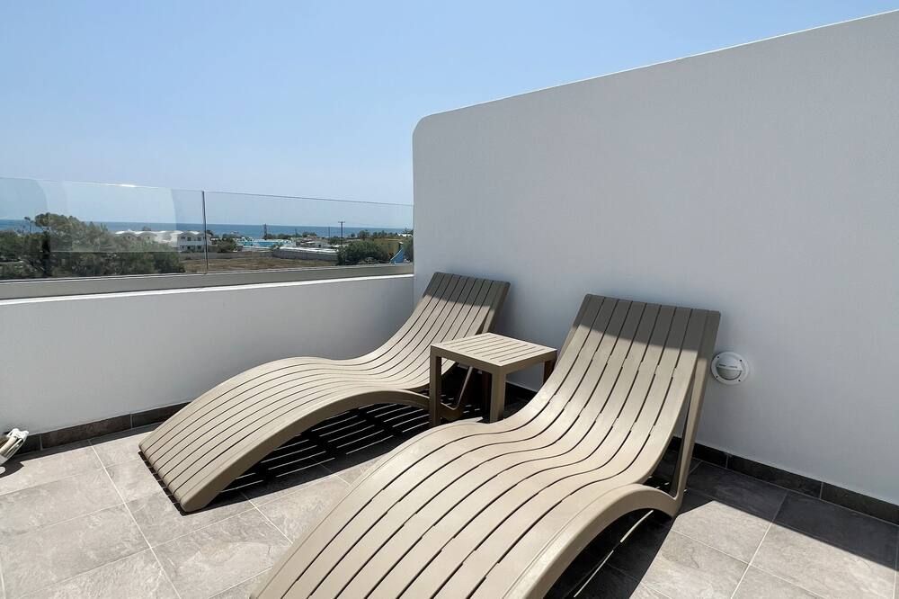 White Lily Suites & Lofts - Adults Only 16 Plus - Agios Georgios - Балкон