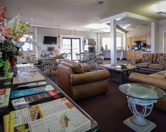 University Inn & Suites - San Antonio