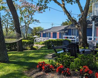 Ocean View Terrace - Hampton Bays