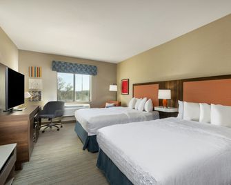 Hampton Inn & Suites Woodward - Woodward - Habitación