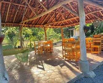 Experience the heart of the Nicaraguan countryside at Casa Girasol - Boaco - Patio