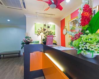 Hotel Sunjoy9 Bandar Sunway - Petaling Jaya - Front desk