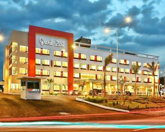 Grand Zuri Lahat - Lahat - Edificio
