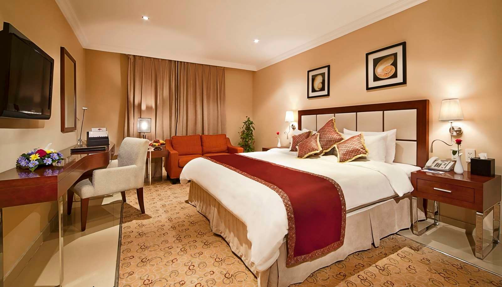 Coral Jubail Hotel thumbnail 3