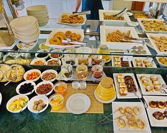 Castello Di Cavallieri Suites & Spa - Adults Only - Faliraki - Buffet