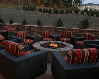Hampton Inn & Suites Boone - Boone - Balcón