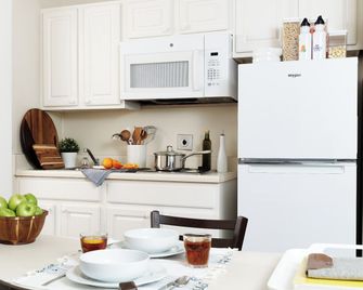 Intown Suites Extended Stay Atlanta Ga - Gwinnett Place - דולות'