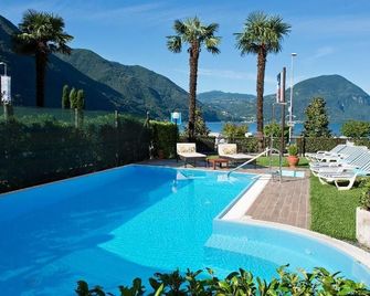 Hotel Europa - Porlezza - Piscină