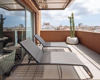 هوتل أركونت، لدالتس أنل - برشلونة - شرفة