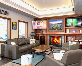 Wood River Inn & Suite - Hailey - Living room