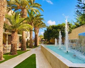 Villa Karteros with Private Swimming Pool - Heraklion - Piscină