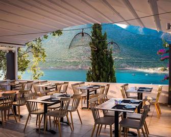Troulis Apart-Hotel - Bali - Restaurante