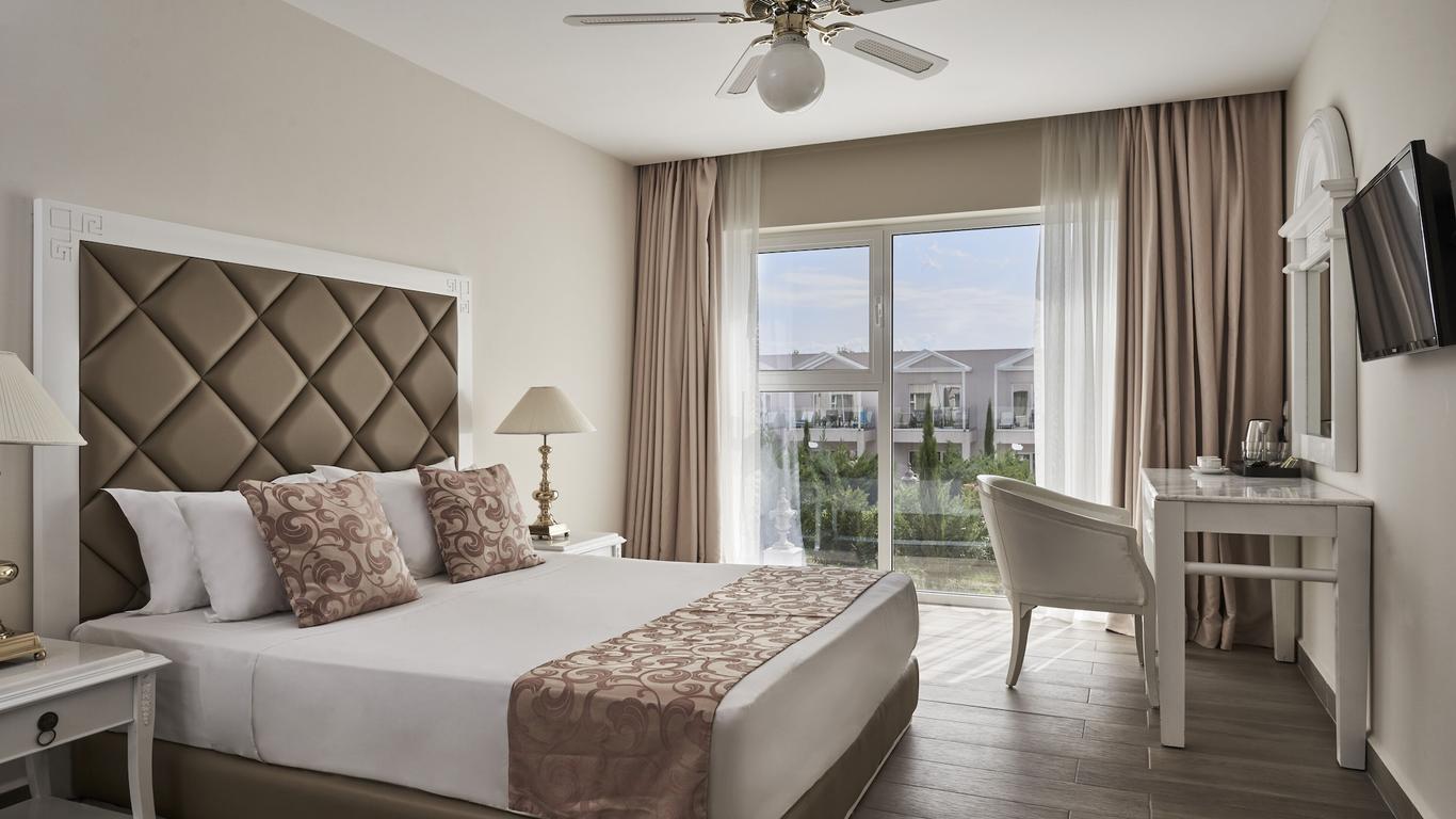 Sandy Villas Resort