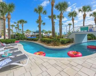 Ocean Walk Resort - Daytona Beach - Pileta