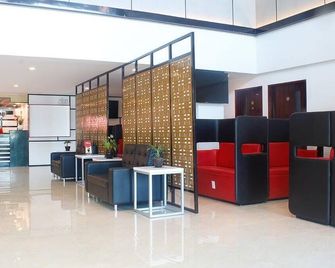 Hotel Sogo Alabang South Road - Muntinlupa - Lobby