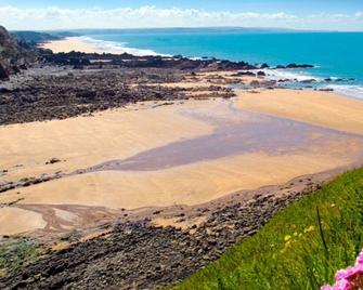 Chalet near Bude, Cornwall - Bude - Beach