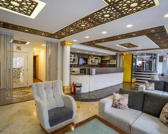 Mevre Hotel - Antalya - Recepción