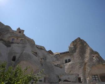 Arif Cave Hotel - Göreme - Building