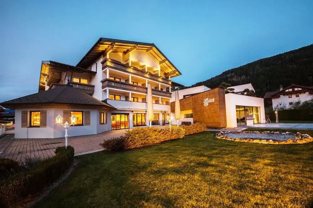 ديزاين آند ويلنيس هوتل ألبينهوف - فلاشاو - مبنى