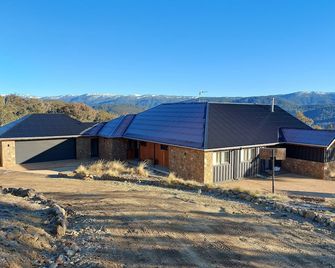 Spectacular Mountain Retreat 'Rangeview' - Crackenback - Edificio