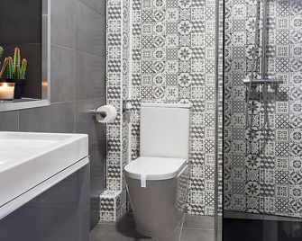 Entrevias Lodging - Con Garaje Y Wifi - León