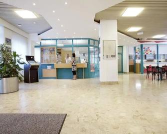 Jugendgästehaus Linz - لينز - ردهة